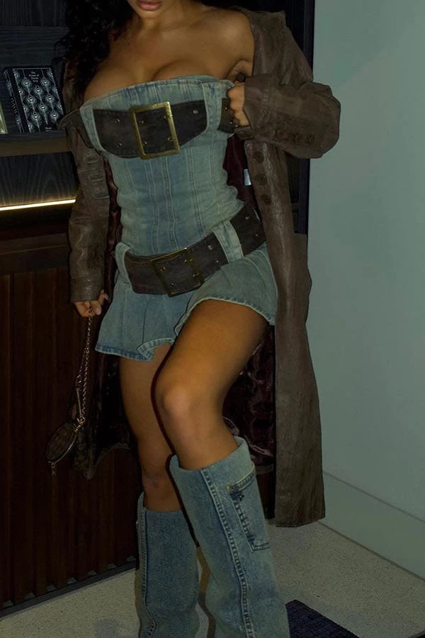 Solid Color Urban Pleated Denim Mini Dress With Belt - Image 4